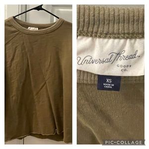 Universal Threads size xs brown sweater